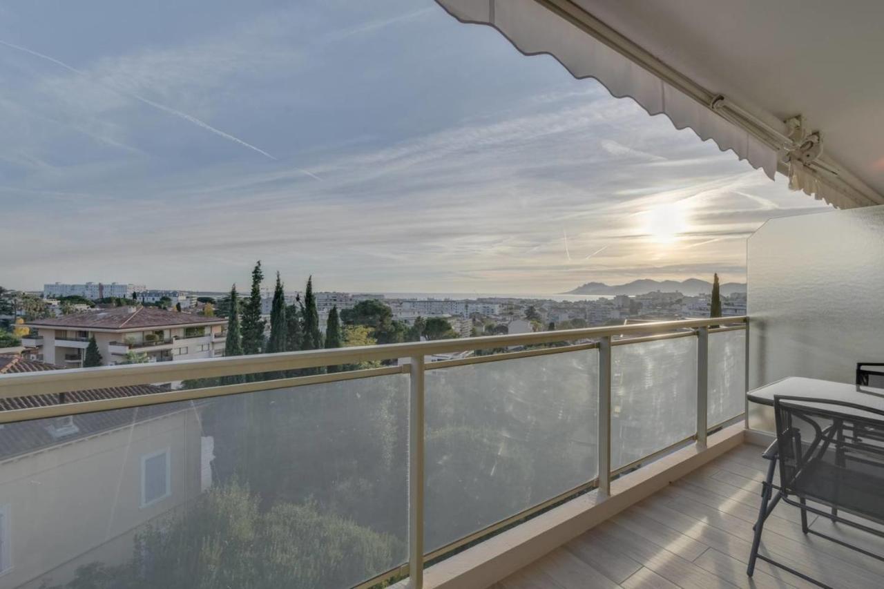 Terrace Sea View Swimming Pool Car Park Center Live In