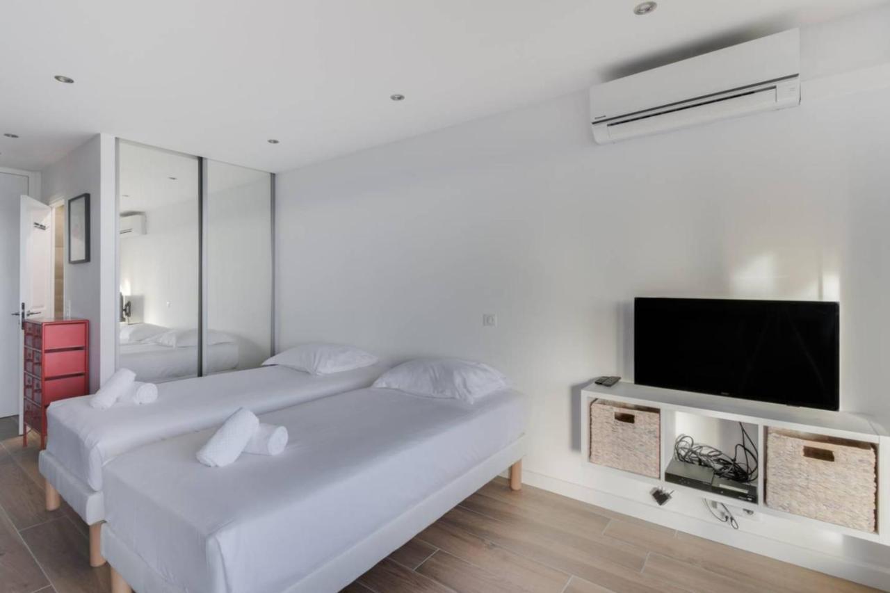 Terrace Sea View Swimming Pool Car Park Center Live In Appartement